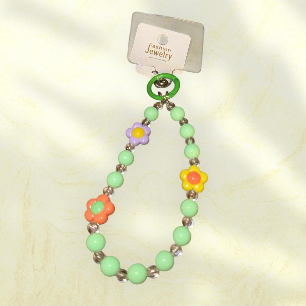 Green Beaded Flower Wristlet Phone Lanyard